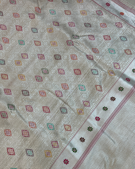 Off-White Tissue Tusser Georgette Banarasi Saree