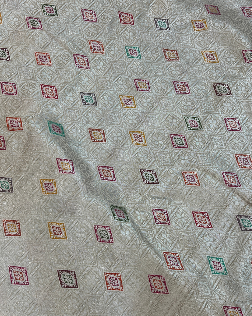 Off-White Tissue Tusser Georgette Banarasi Saree