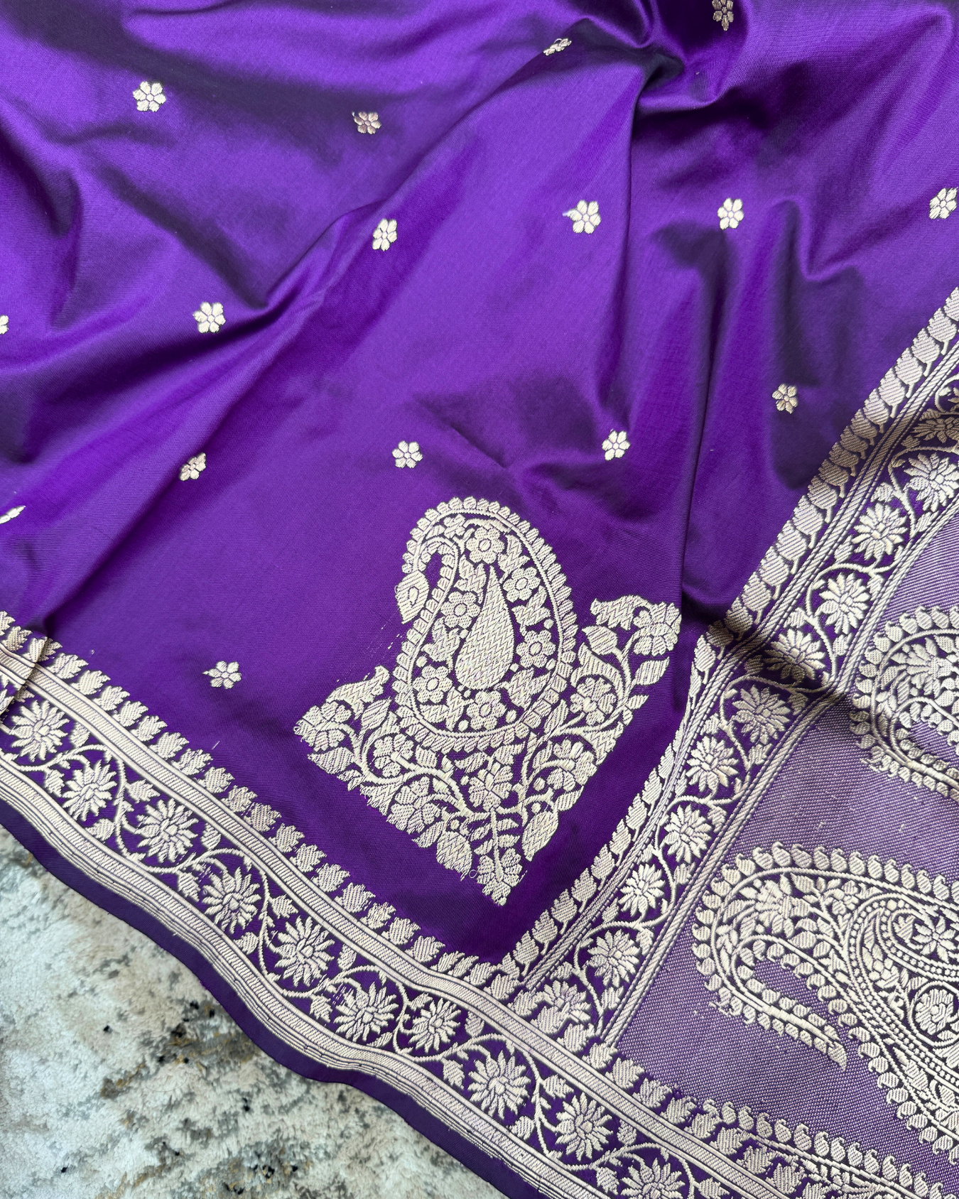 Pure Banarasi Katan Handloom Saree with Koniya Motifs