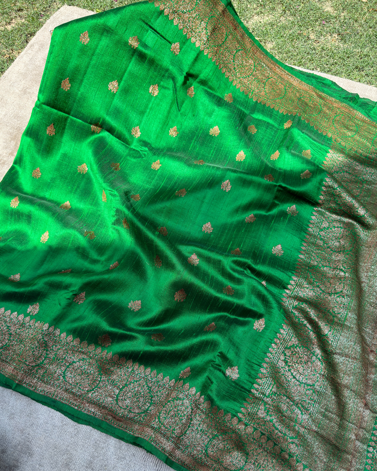Green Pure Banarasi Raw SIlk Saree