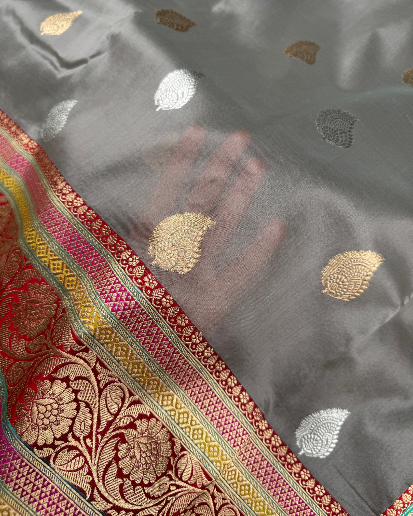 Grey Banarasi Handloom Double Kora Katan Handloom Saree