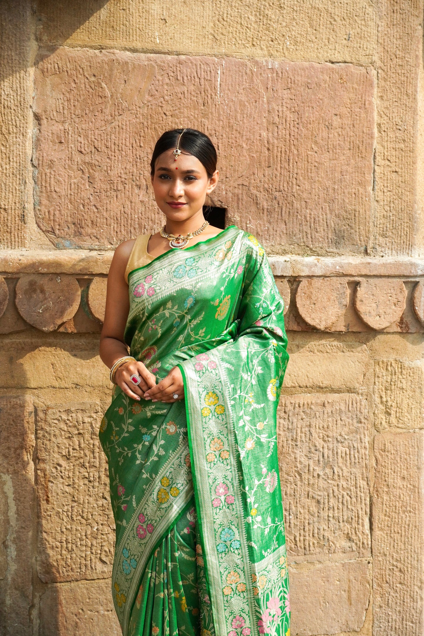 'Aayat' Floral Banarasi Tissue Tilfi Jaal Saree
