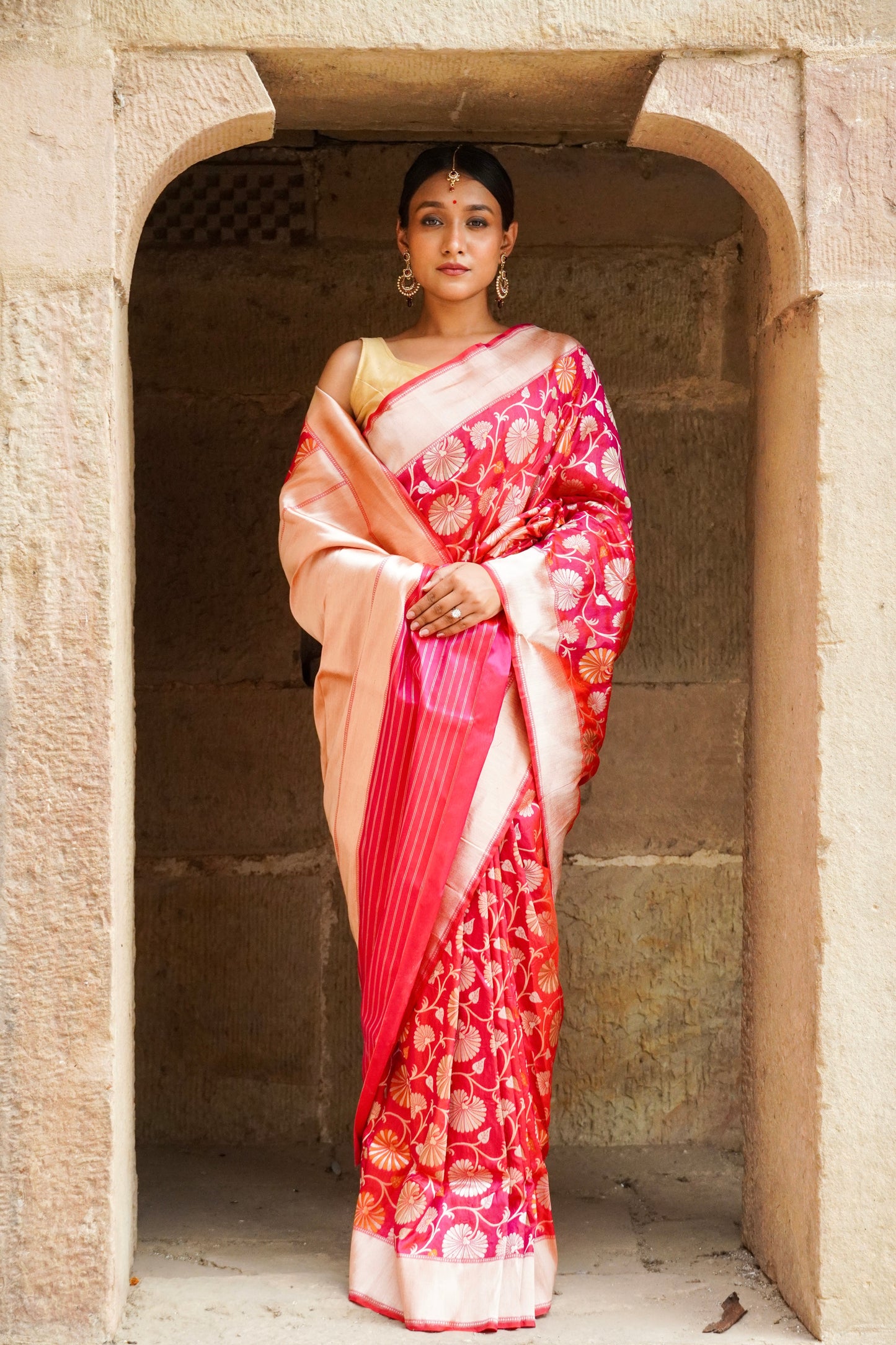 'Aayat' Red Katan Floral Tilfi Banarasi Jaal Saree
