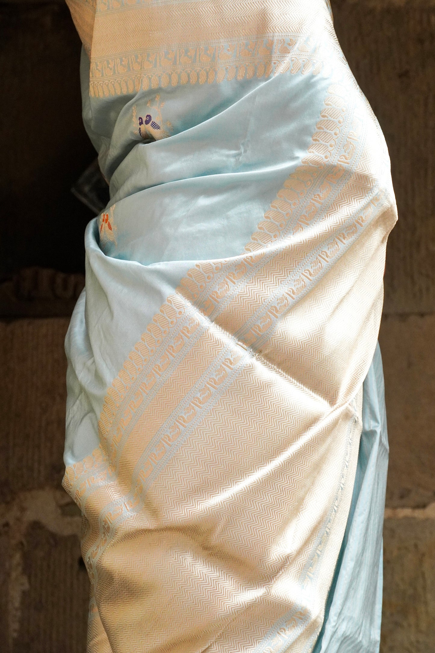 'Aayat' Pale Blue Floral Shikargah Boota Katan Saree