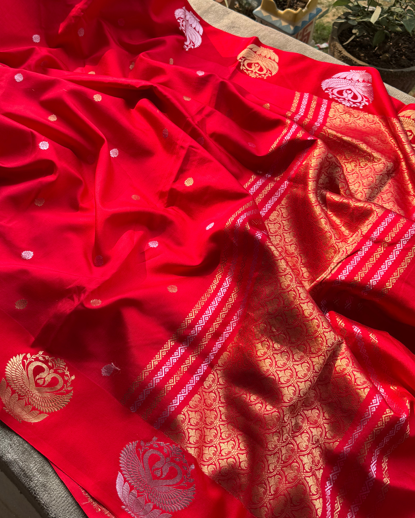 Red Pure Banarasi Mulberry Mango Soft Silk Saree