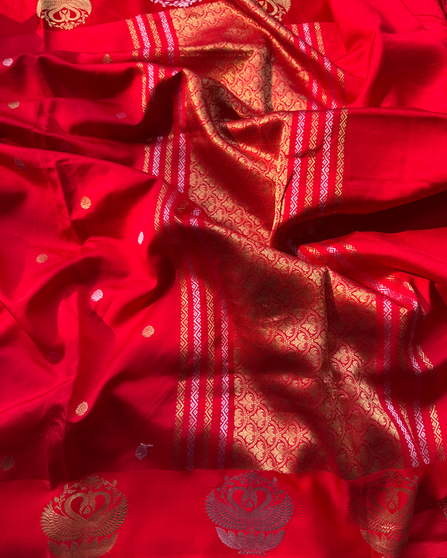 Red Pure Banarasi Mulberry Mango Soft Silk Saree