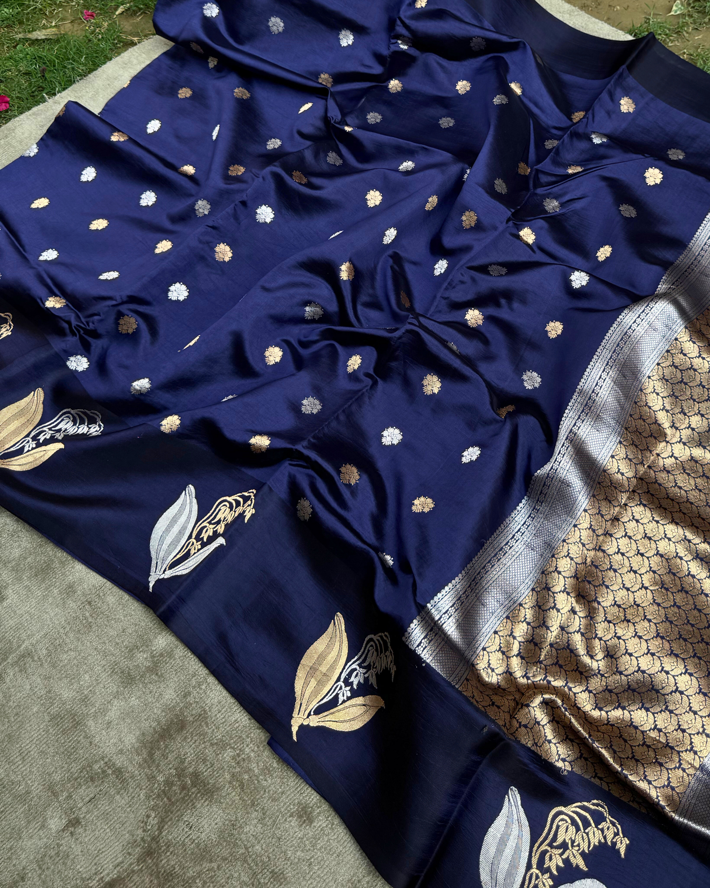 Navy Blue Pure Banarasi Mulberry Mango Soft Silk Saree