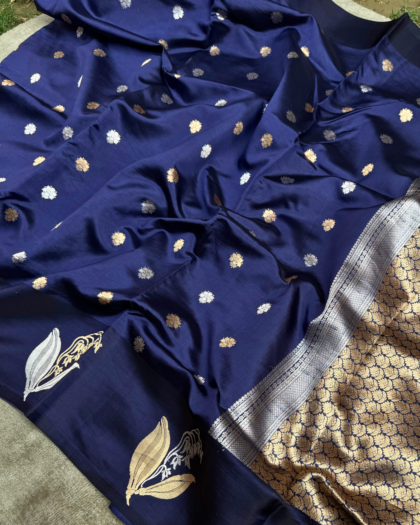 Navy Blue Pure Banarasi Mulberry Mango Soft Silk Saree