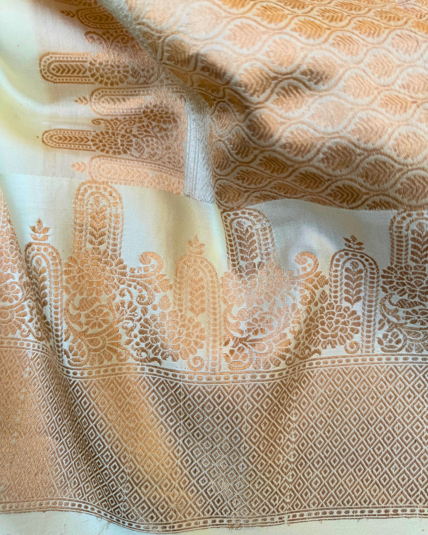 White Pure Banarasi Mulberry Soft Silk Saree