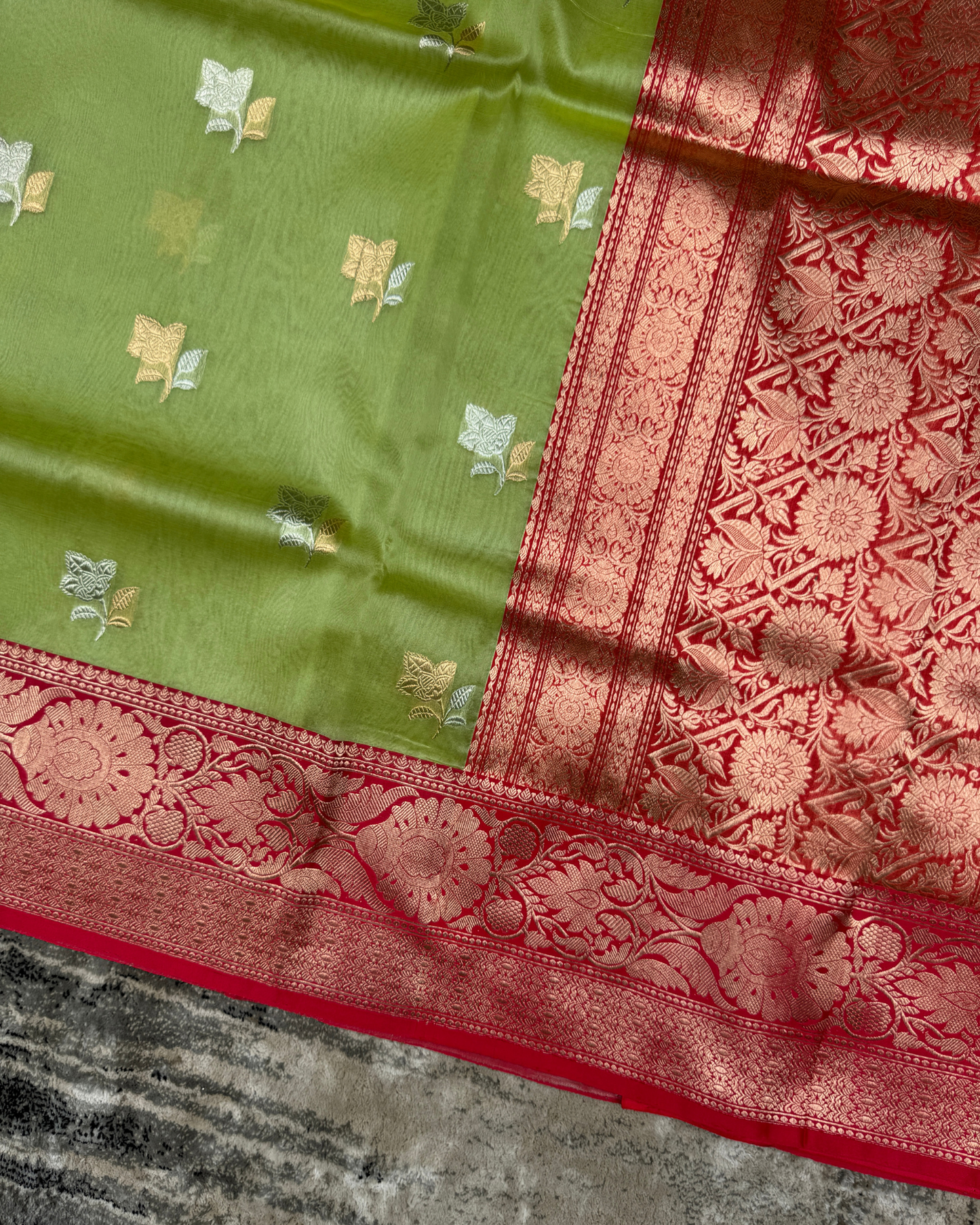 Green Banarasi Handloom Double Kora Katan Handloom Saree