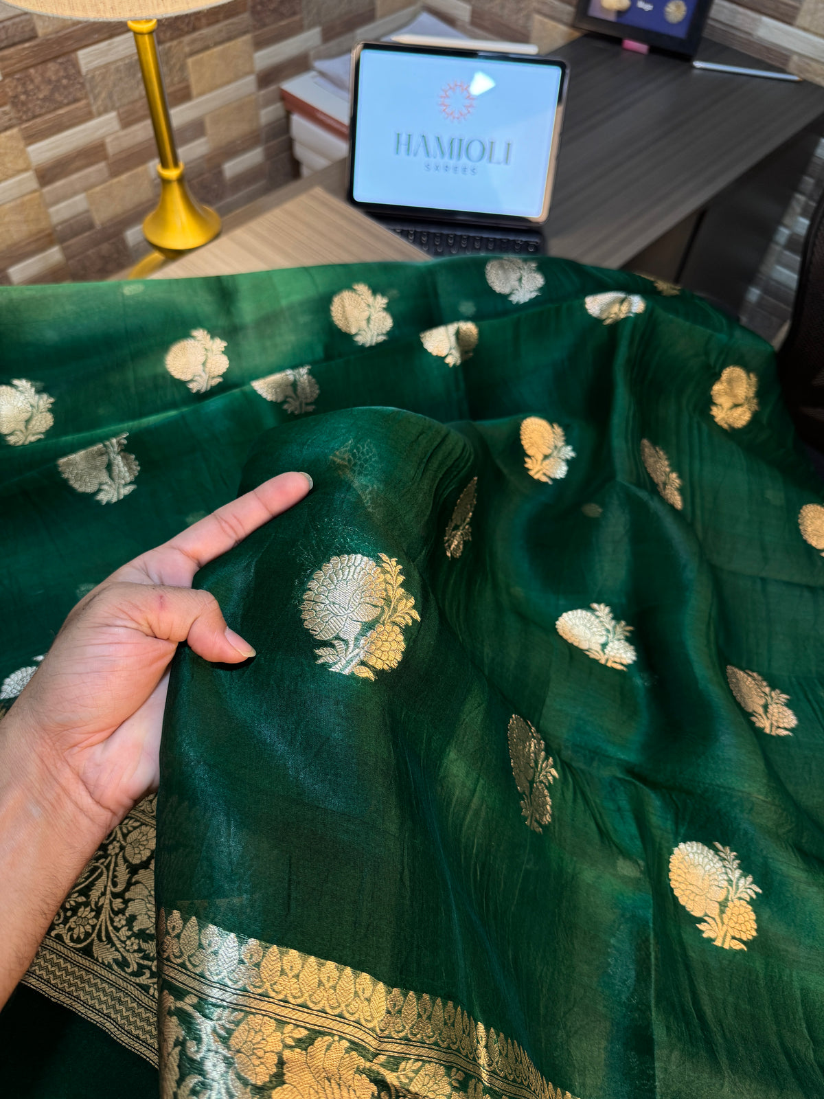 Shahzaadi Emerald — Kora Silk 3-Piece Suit Set
