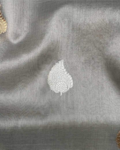 Grey Banarasi Handloom Double Kora Katan Handloom Saree