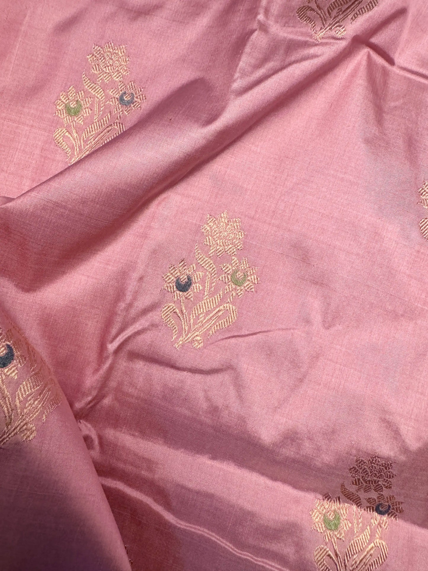 Blush Pink Pure Katan Silk Kadwa Handwoven Banarasi Saree