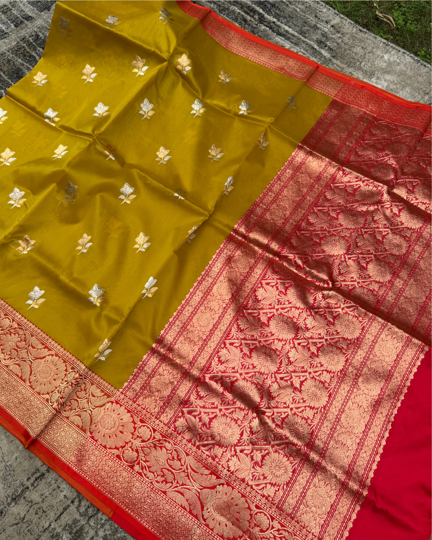 Mustard Banarasi Handloom Double Kora Katan Handloom Saree