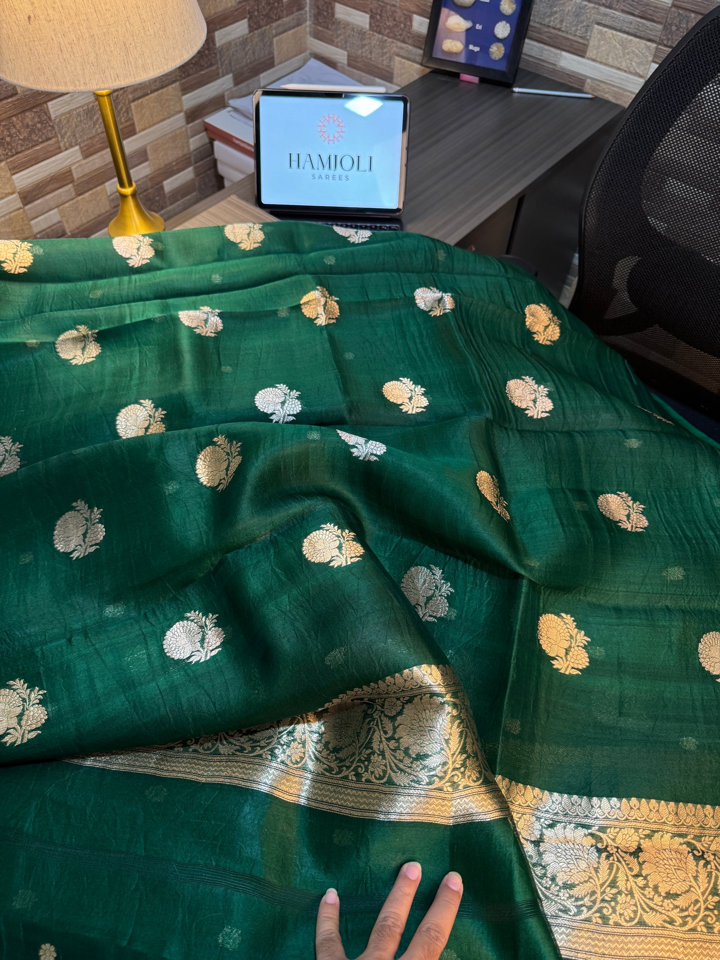 Shahzaadi Emerald — Kora Silk 3-Piece Suit Set