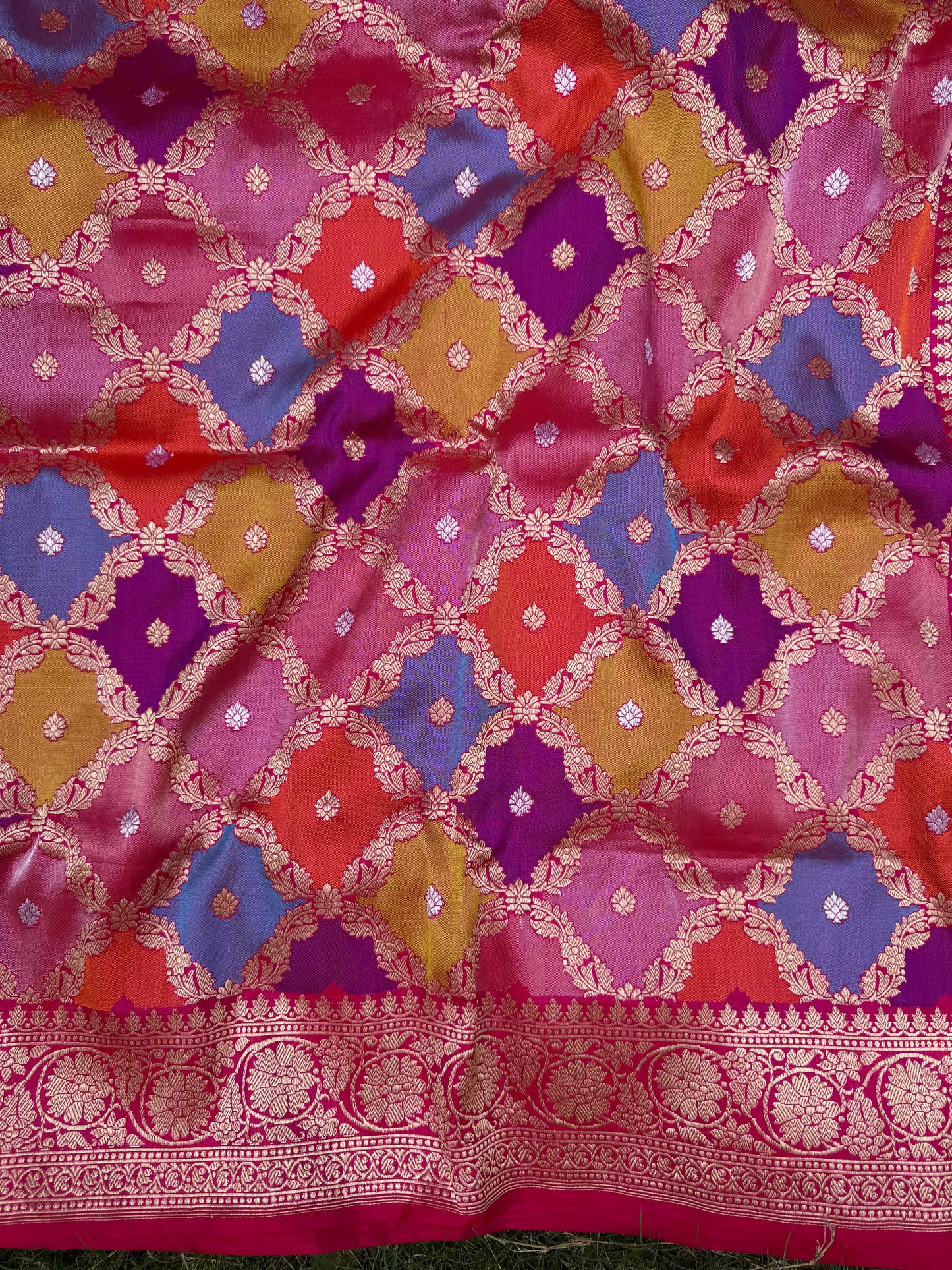 Agnivarna – Pure Katan Silk Kadwa Banarasi Saree | The Flame of Tradition