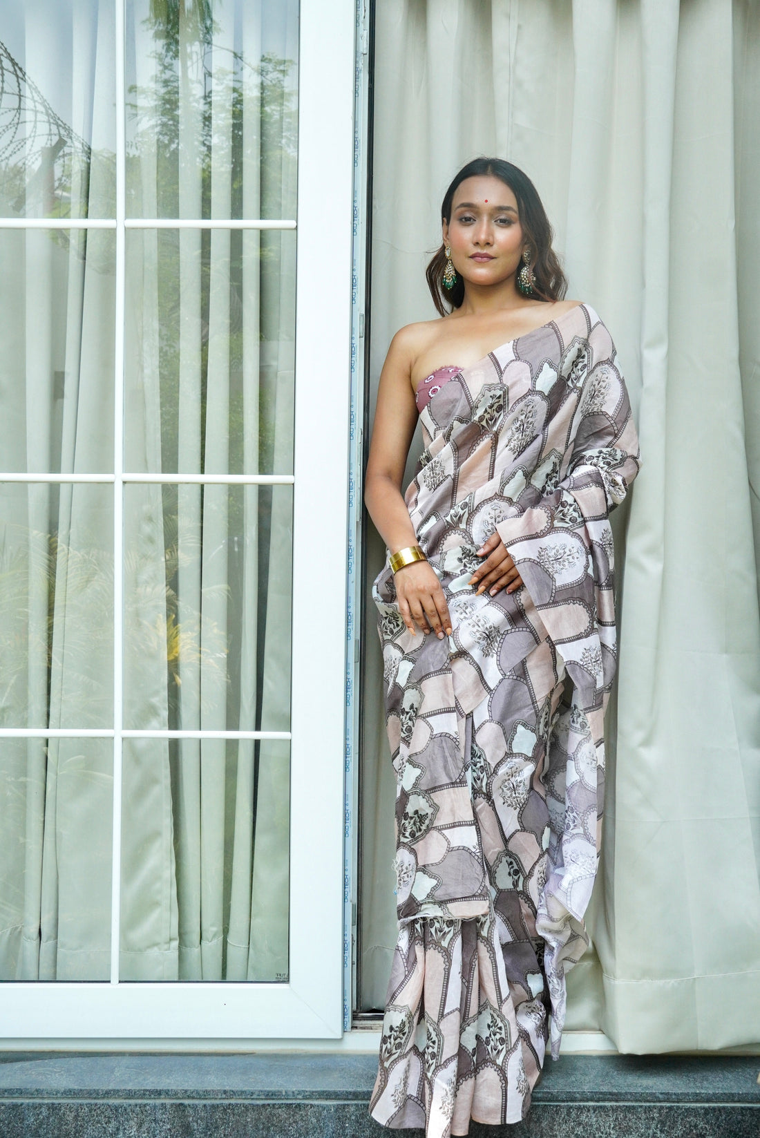 Peach-pink pure silk digitally printed saree border and pallu view
