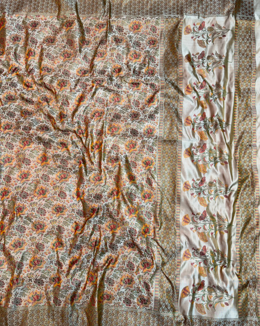 Yellow gold pure silk Banarasi saree pallu with royal heritage design