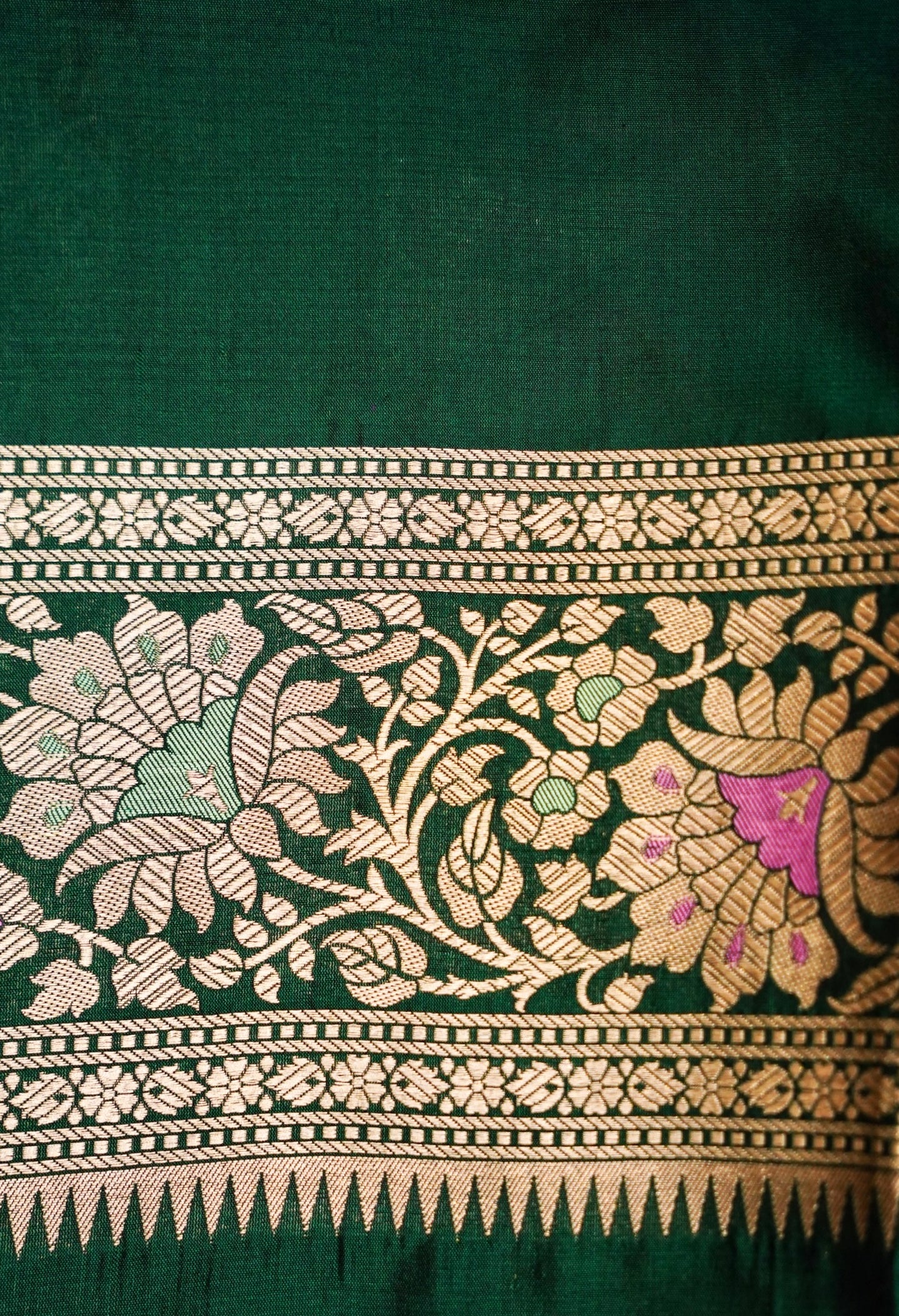 Green Katan Meenakari Banarasi Silk Saree