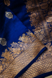 Handcrafted royal blue Banarasi silk saree pallu with intricate zari work
