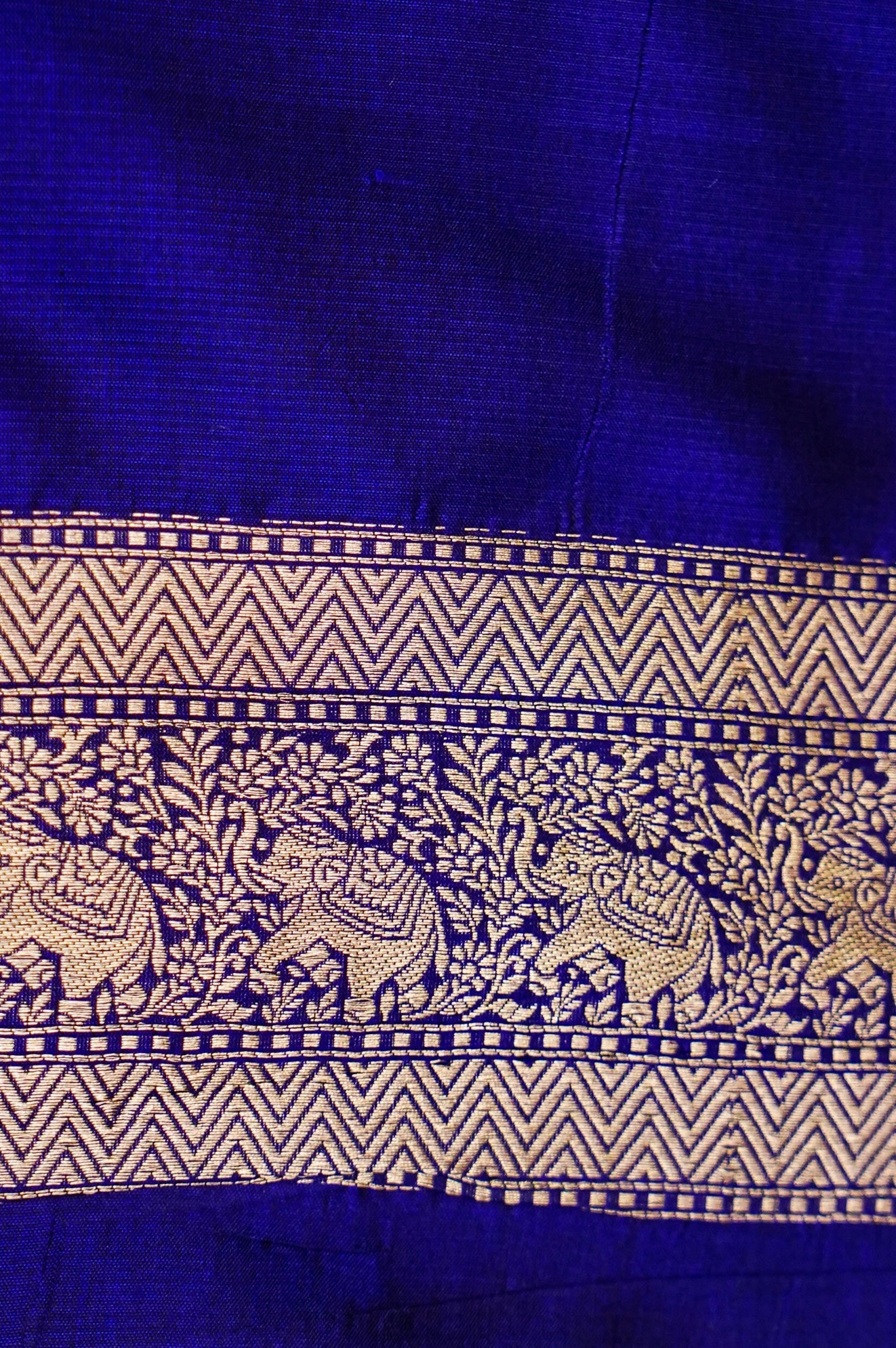 Pure Banarasi Kamdhenu Design Katan Handloom Saree